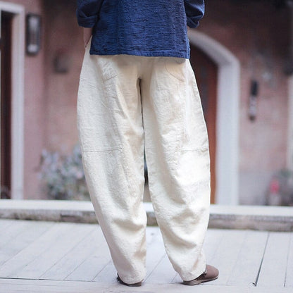 Classic Vintage Pants with a Flattering Fit