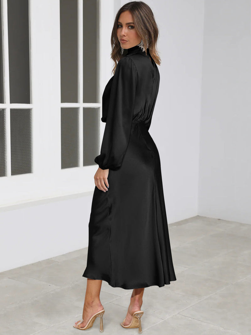 Well Tailored Dress with a Graceful Silhouette