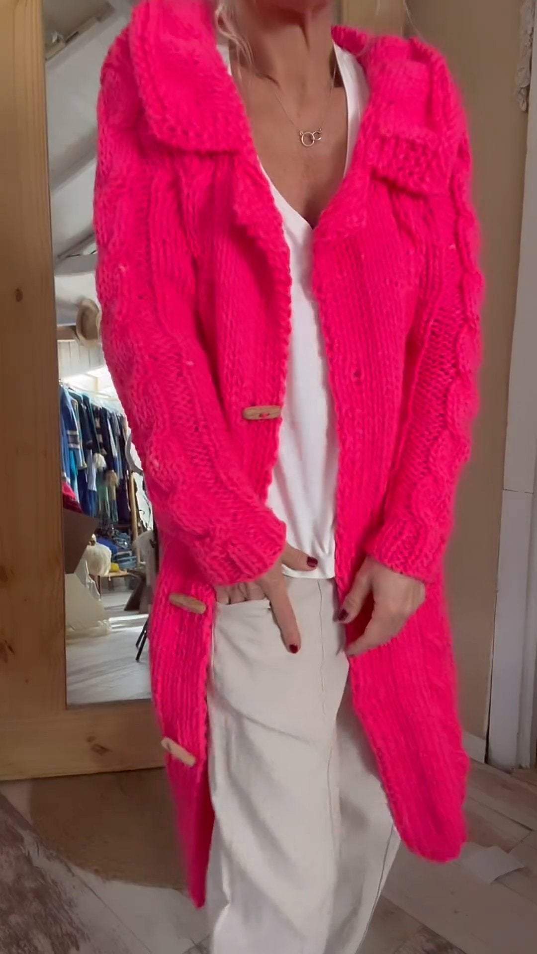 Beautifully Crafted Cardigan in a Classic Style