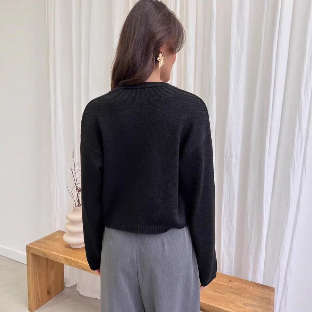 Gracefully Styled Cardigan for Any Occasion