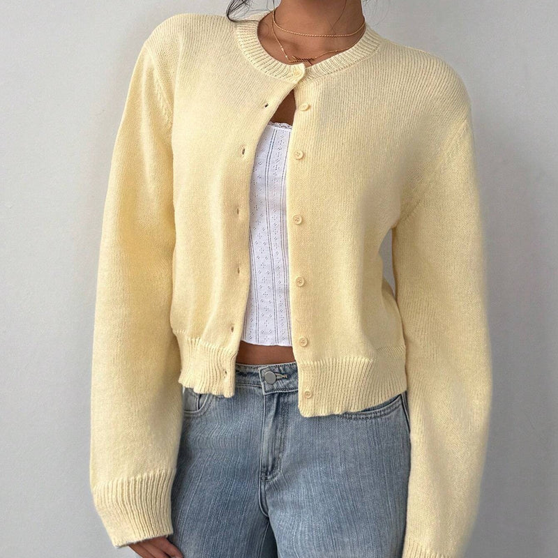 Gracefully Styled Cardigan for Any Occasion