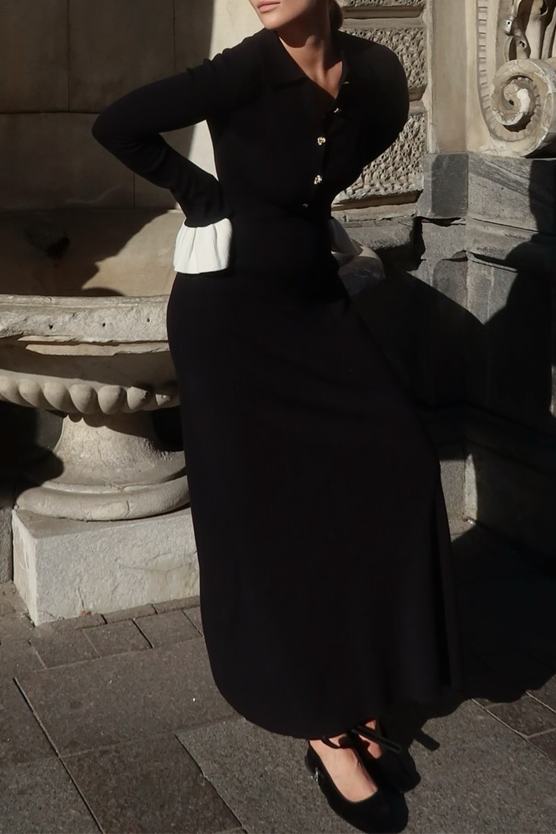 Classic Vintage & Enduringly Stylish Dress