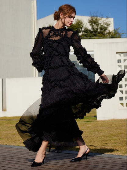 Effortlessly Elegant Dress with a Timeless Design