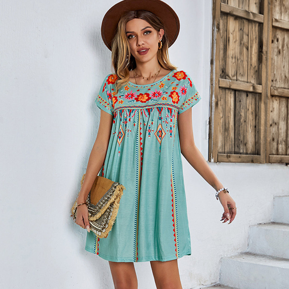 Beautifully Crafted Dress in a Classic Style