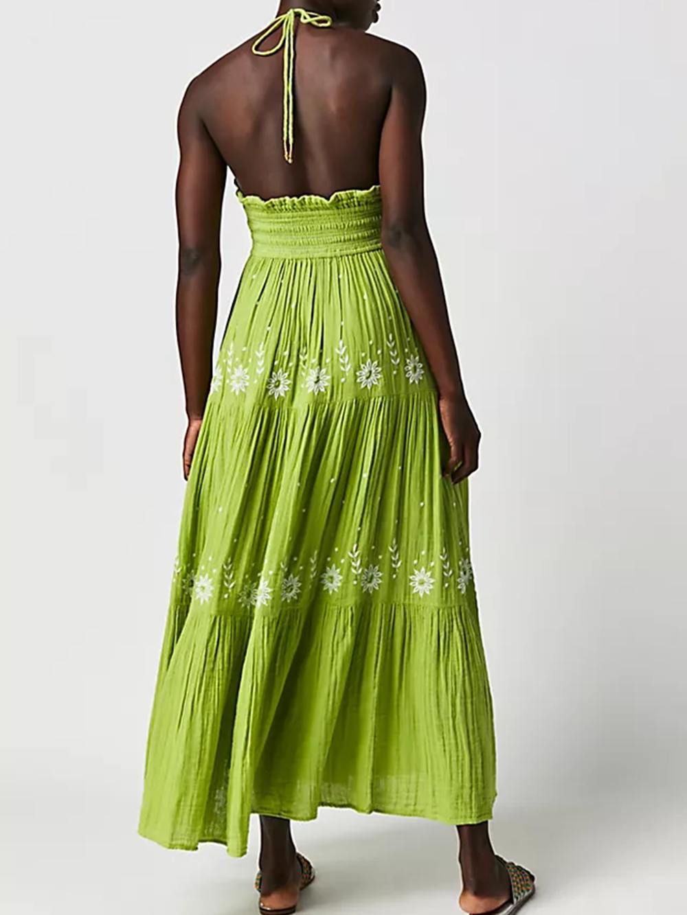 A Vintage Style Dress with Delicate Timeless Details