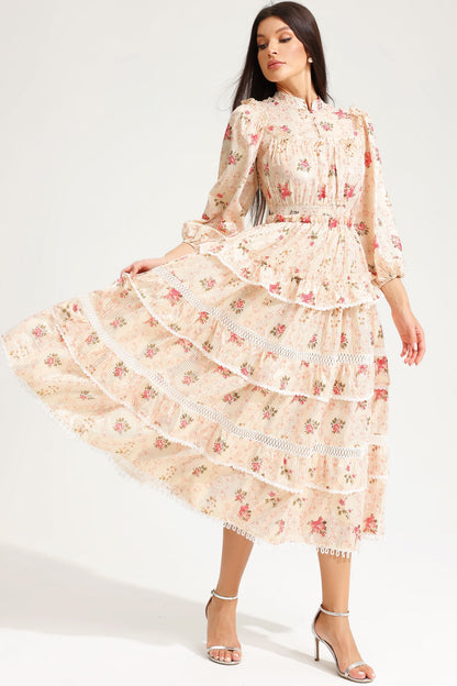 Sophisticated Dress with a Clean Classic Look