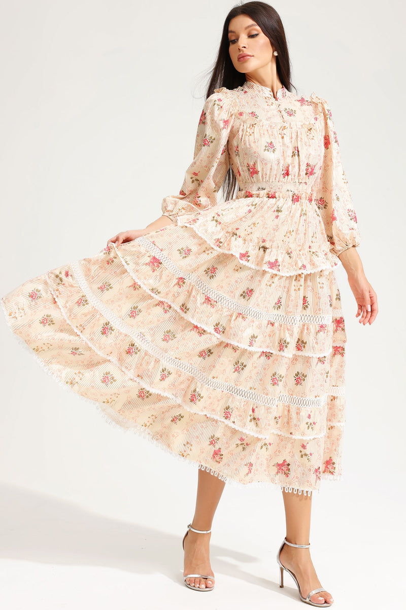 Sophisticated Dress with a Clean Classic Look