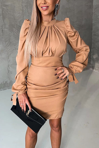 Effortlessly Elegant Dress with a Timeless Design