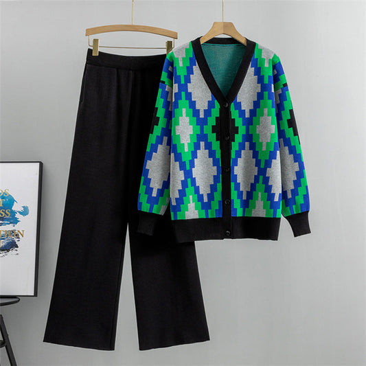 Classic Vintage Cardigan with a Flattering Fit