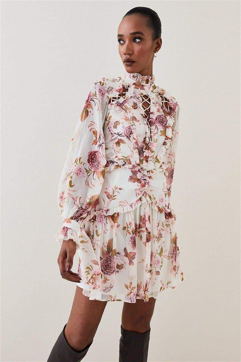 Classic Vintage & Enduringly Stylish Dress