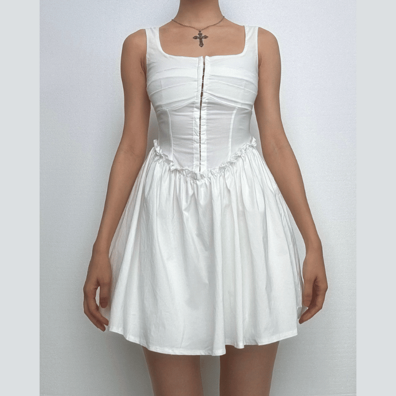 Beautifully Finished Dress in a Timeless Design