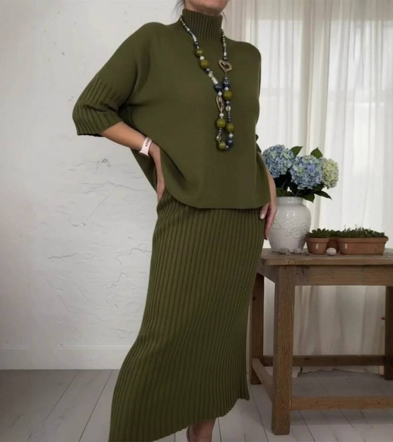 Beautifully Finished Garment in a Timeless Design