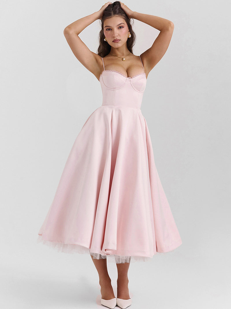 Classic Vintage & Enduringly Stylish Dress