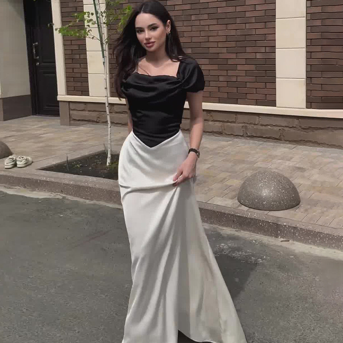Sophisticated Dress with a Clean Classic Look