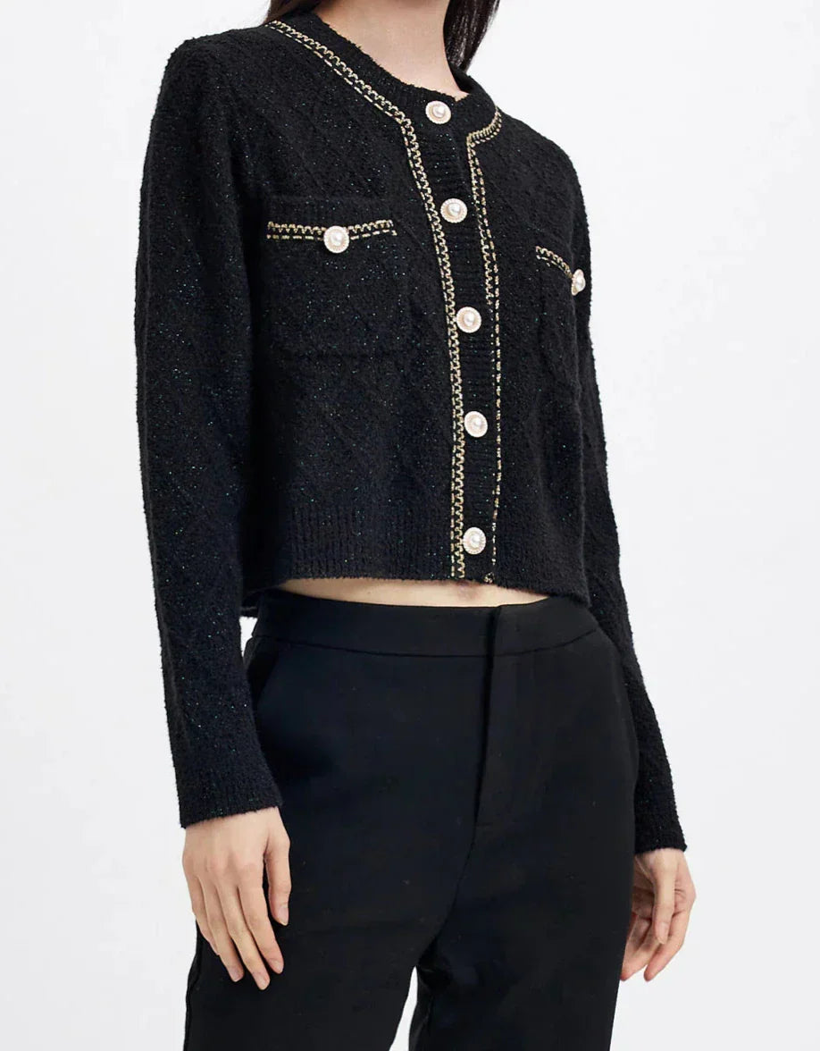 Elegantly Styled Cardigan for Everyday Wear