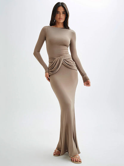 Gracefully Styled Dress for Any Occasion