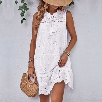 Effortlessly Elegant Dress with a Timeless Design
