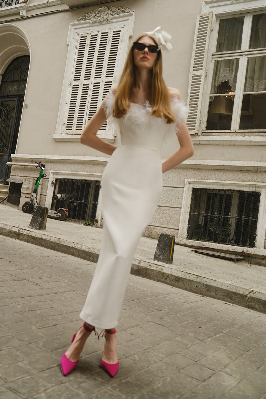 Well Tailored Dress with a Graceful Silhouette