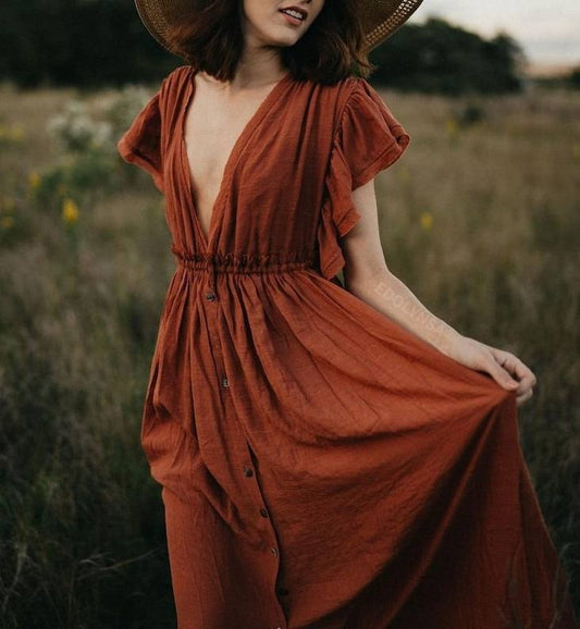 Gracefully Styled Dress for Any Occasion