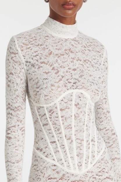 Gracefully Styled Dress for Any Occasion