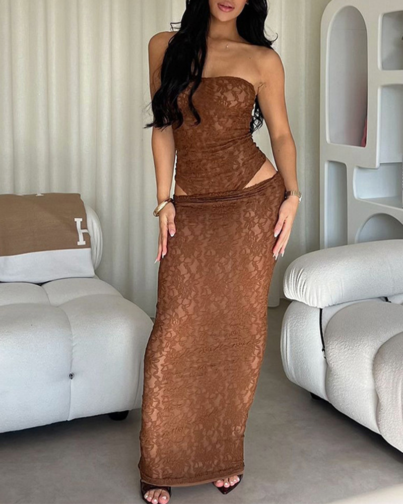 Effortlessly Elegant Garment with a Timeless Design