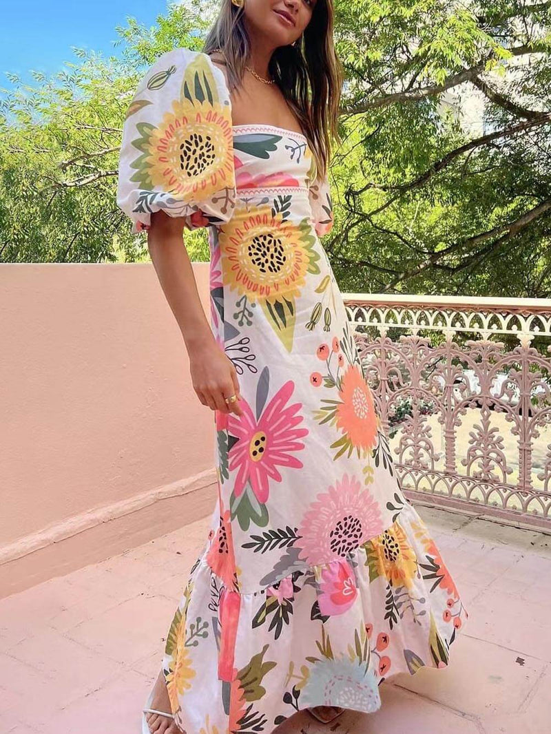 Beautifully Crafted Dress in a Classic Style