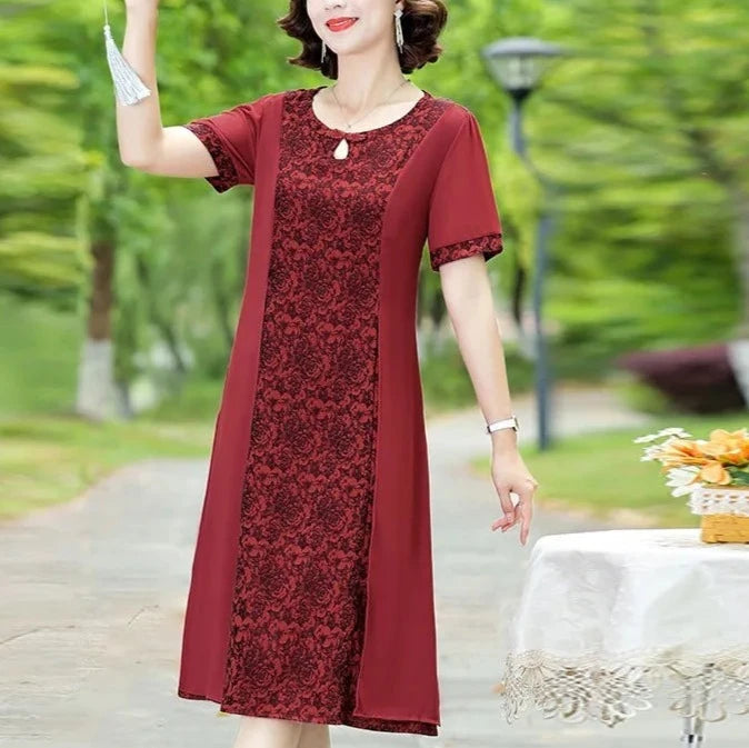 Effortlessly Elegant Dress with a Timeless Design