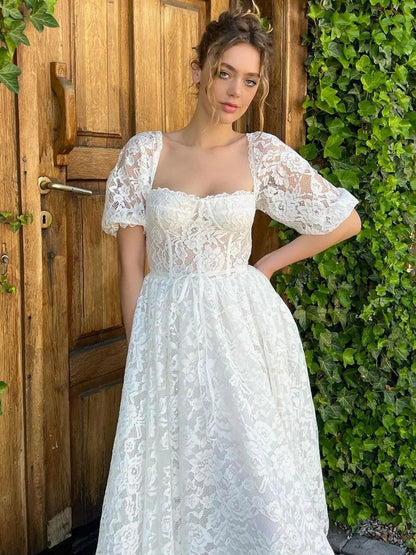 Beautifully Finished Dress in a Timeless Design