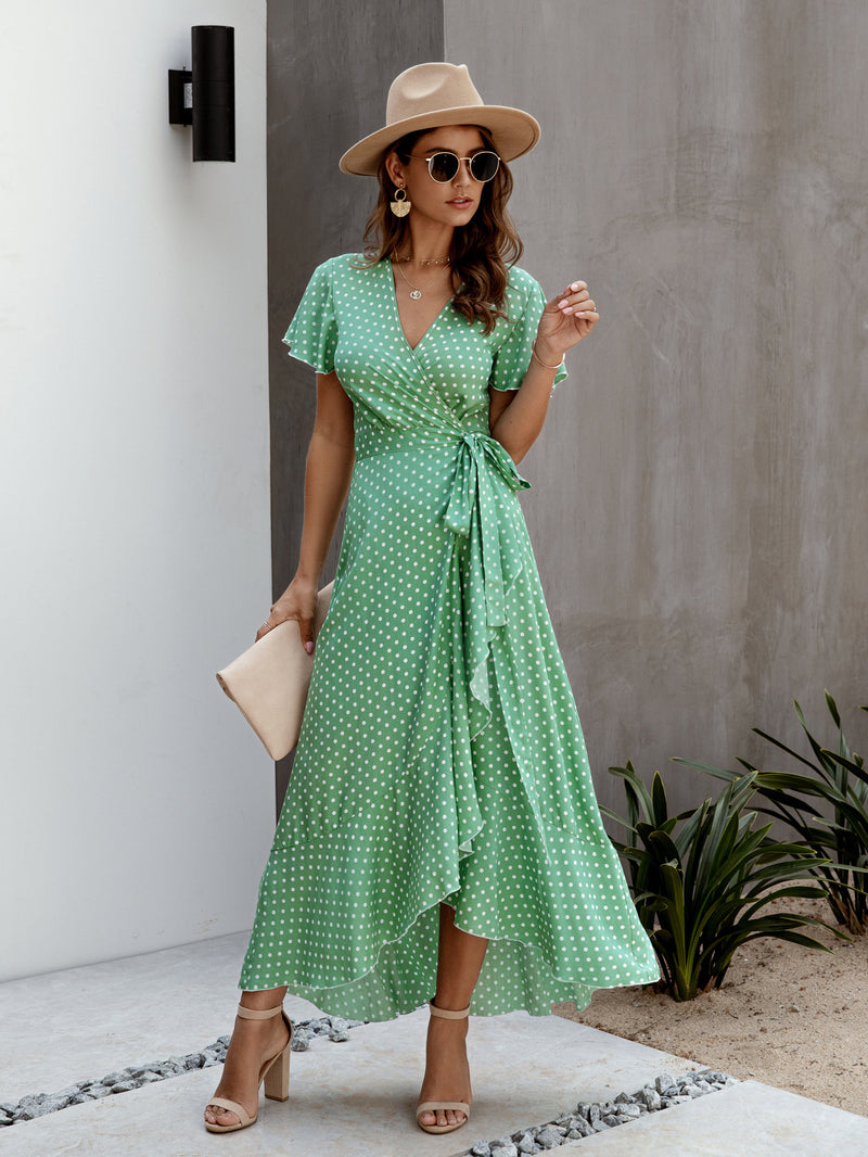 Sophisticated Dress with a Clean Classic Look