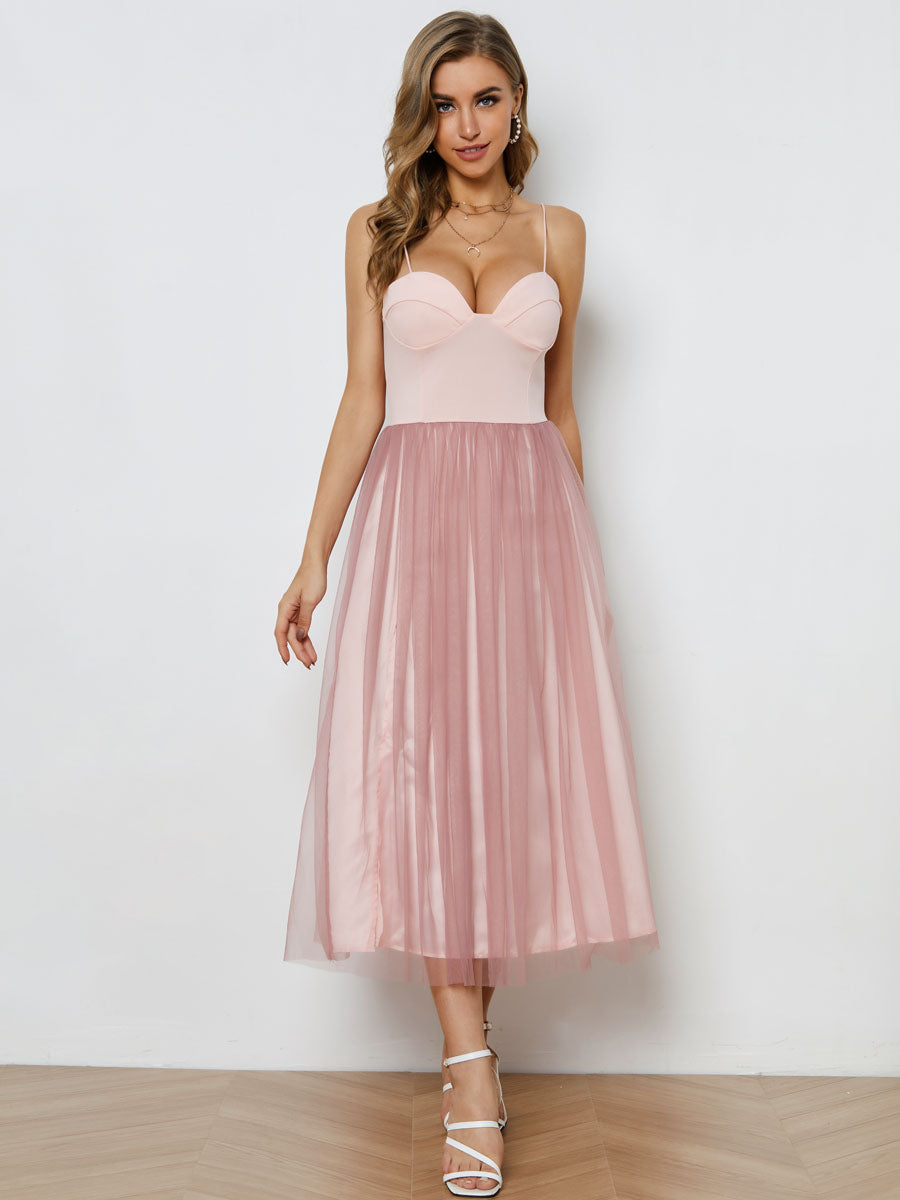 Gracefully Styled Dress for Any Occasion