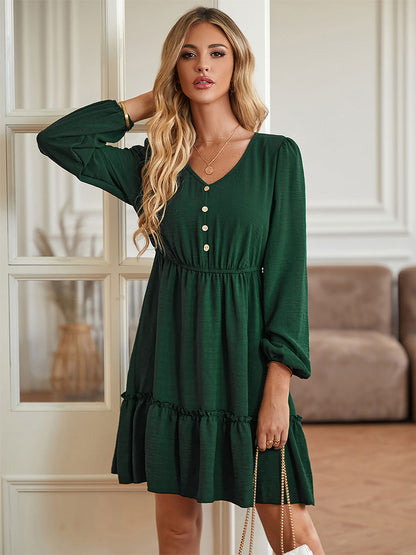Well Tailored Dress with a Graceful Silhouette