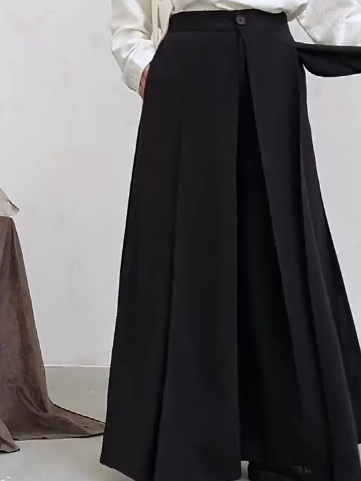 Classic Vintage Pants with a Flattering Fit