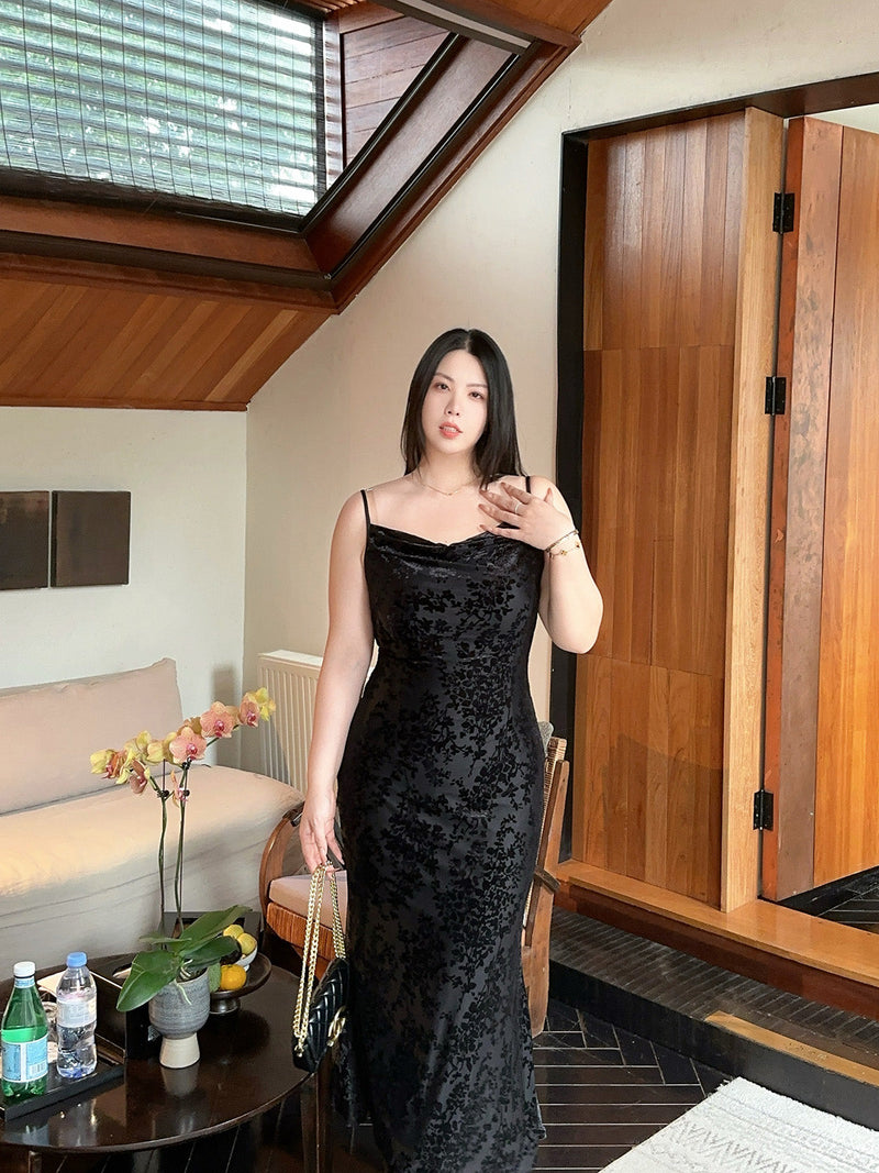 Elegantly Styled Dress for Everyday Wear