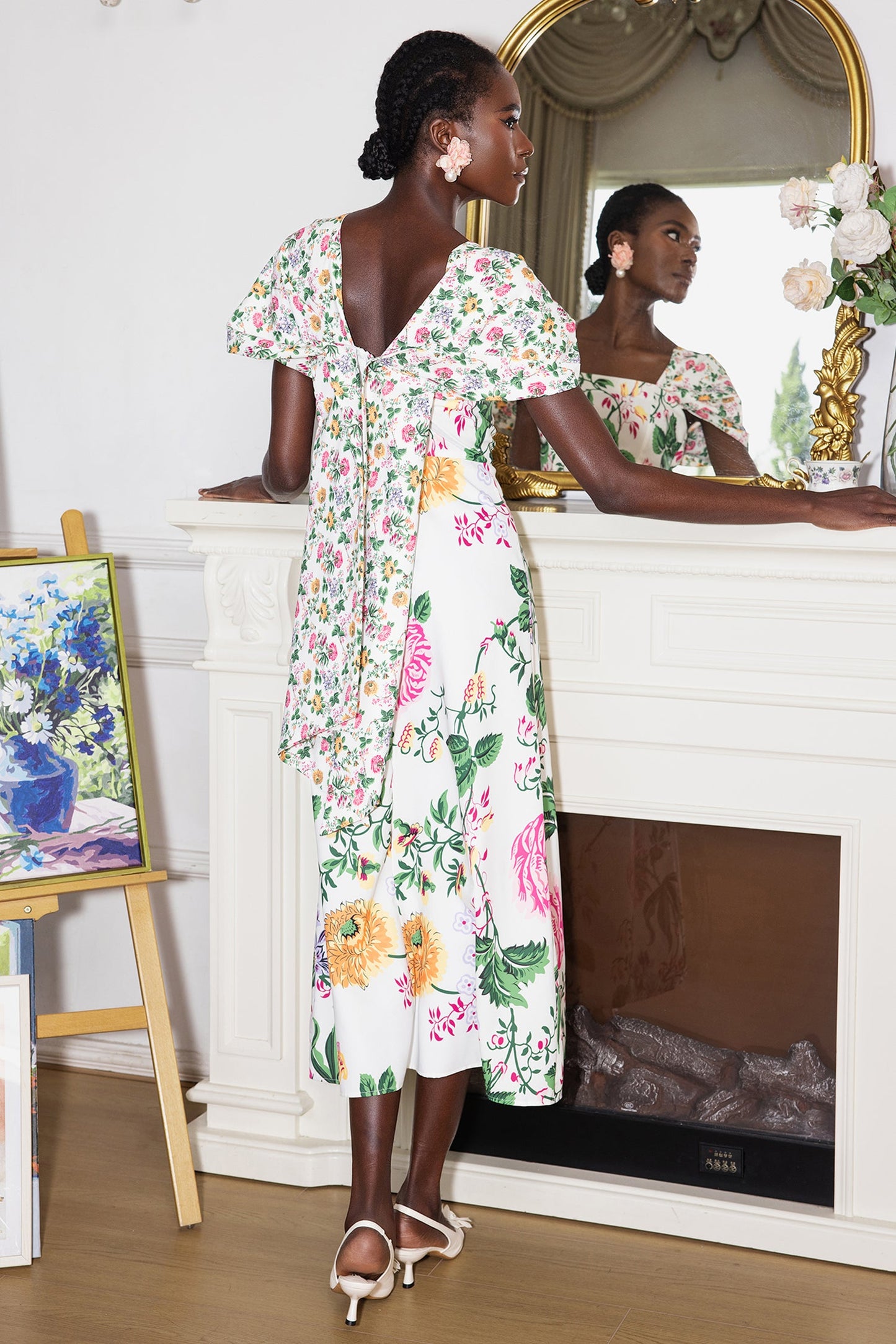 Classic Vintage Dress with a Flattering Fit