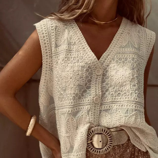 Classic Vintage & Enduringly Stylish Cardigan