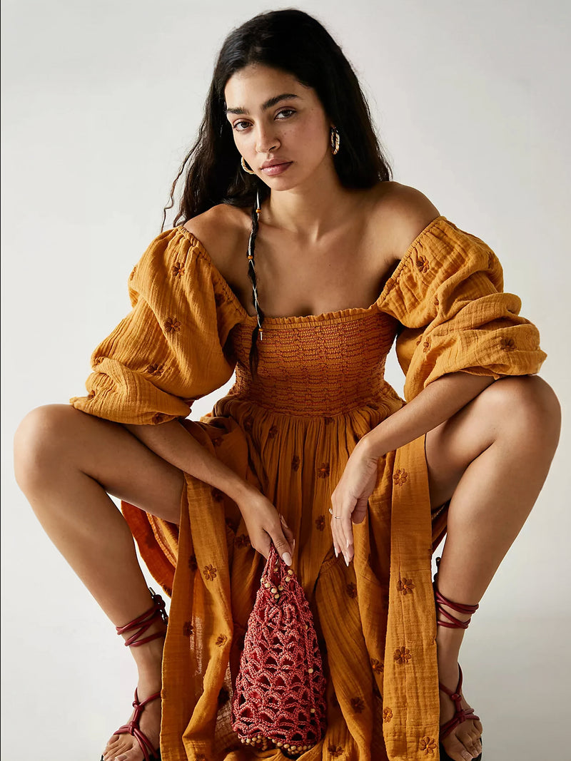 Gracefully Styled Dress for Any Occasion