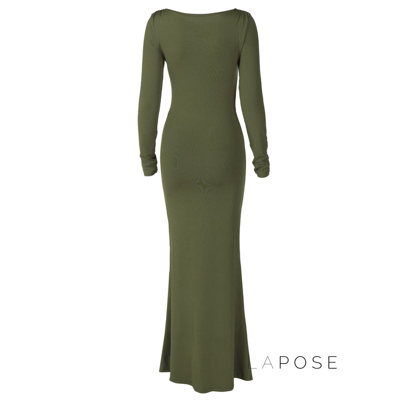 Effortlessly Elegant Dress with a Timeless Design