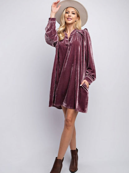 Beautifully Crafted Dress in a Classic Style