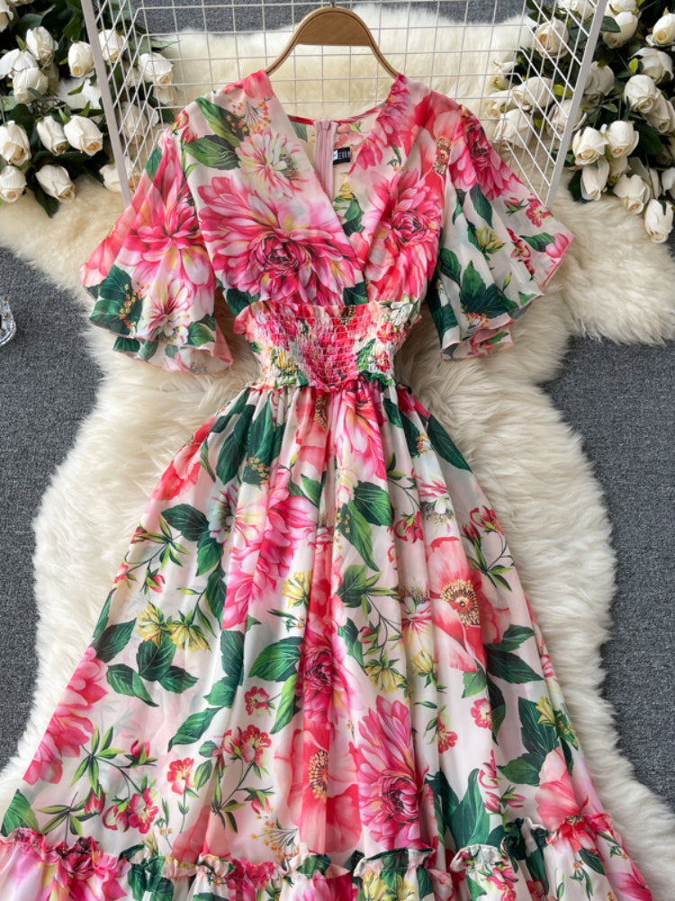 Sophisticated Dress with a Clean Classic Look