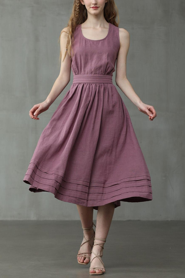Well Tailored Dress with a Graceful Silhouette