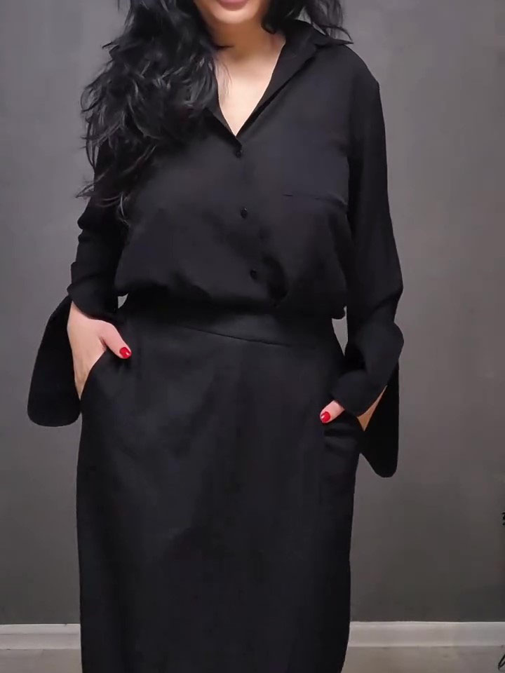Classic Vintage Shirt with a Flattering Fit