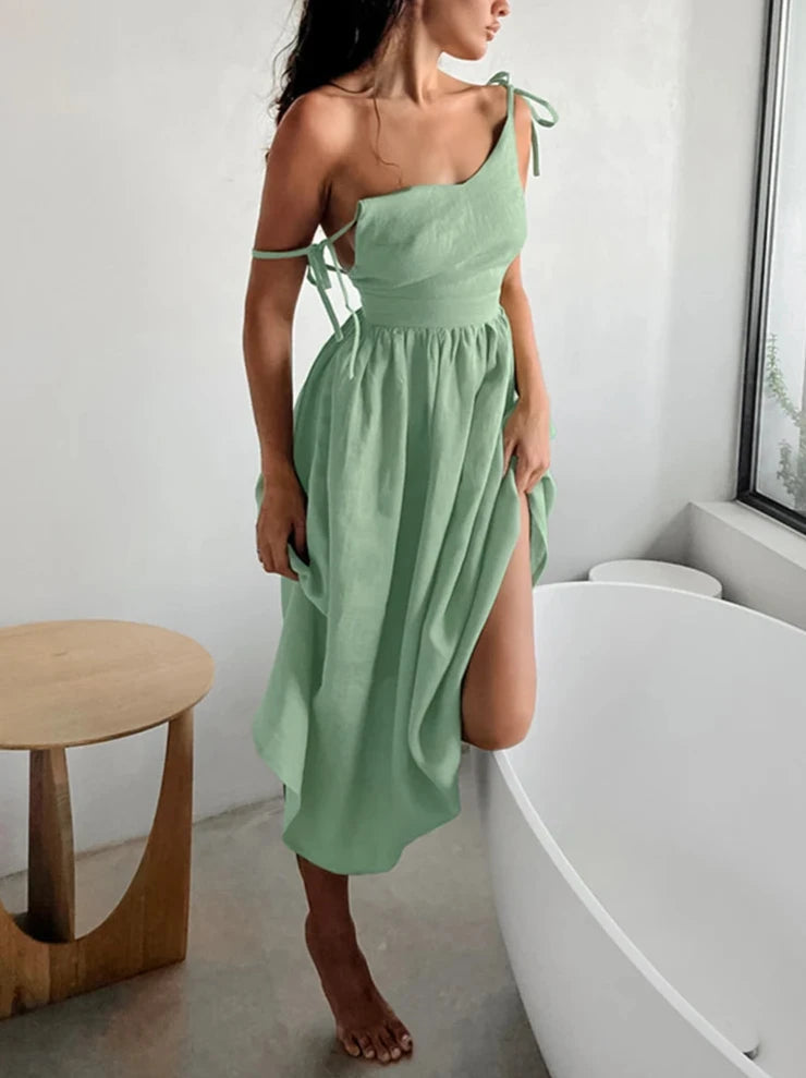 Sophisticated Dress with a Clean Classic Look
