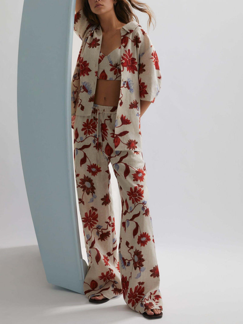 Classic Vintage Pants with a Flattering Fit