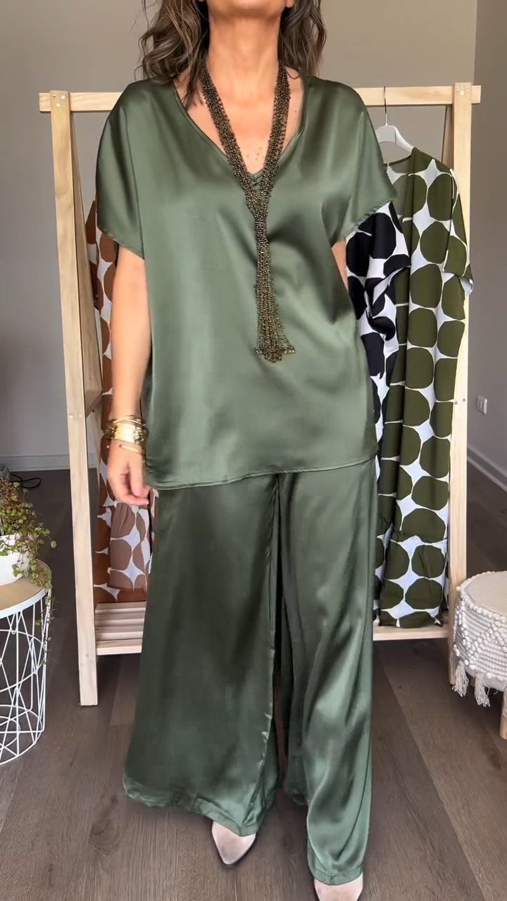 Beautifully Finished Garment in a Timeless Design