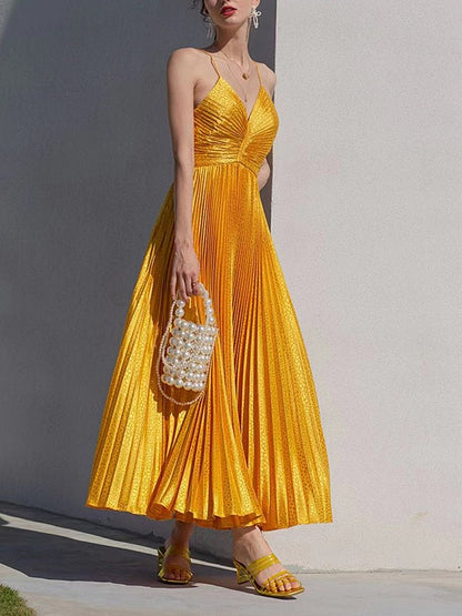 Sophisticated Dress with a Clean Classic Look