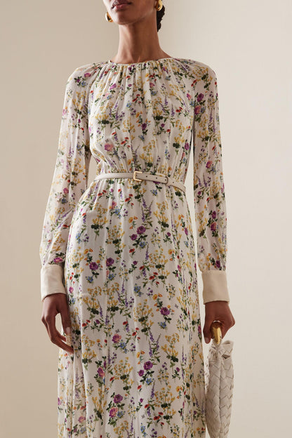 A Vintage Style Dress with Delicate Timeless Details