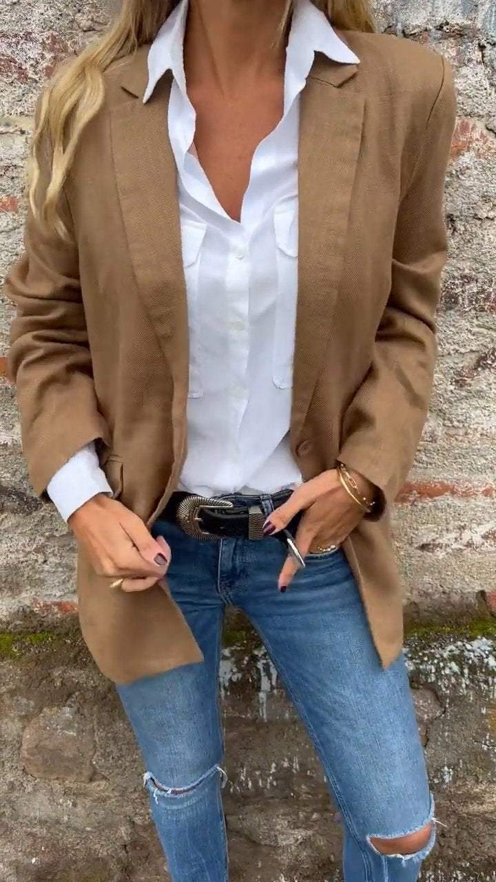 Elegantly Styled Jacket for Everyday Wear