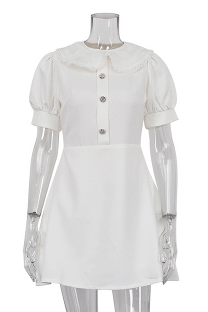 Beautifully Finished Dress in a Timeless Design