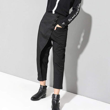 Elegantly Styled Pants for Everyday Wear