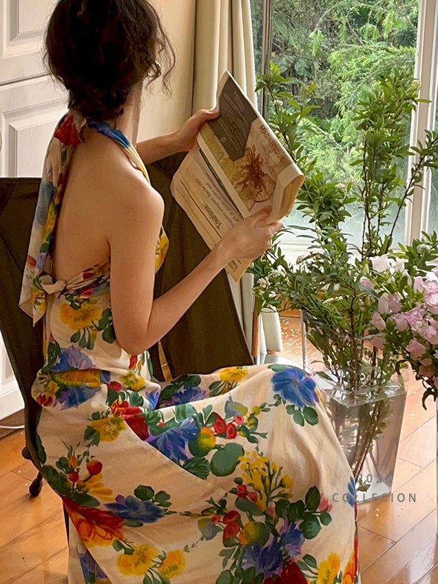 Classic Vintage & Enduringly Stylish Dress